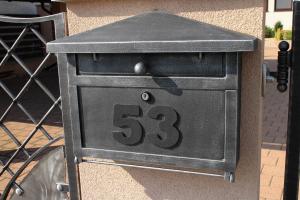 A letterbox (DPK-32)